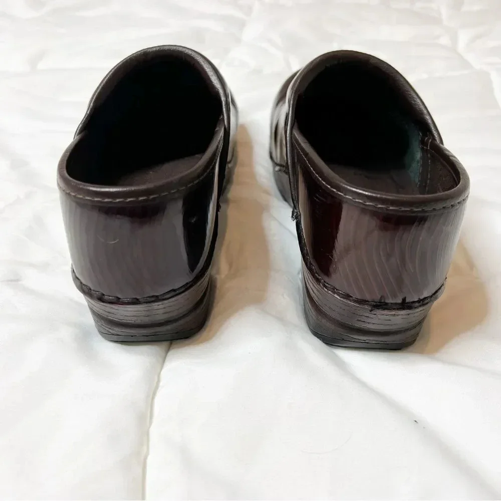 Dansko Abstract Line Print Clog Shoes - Picture 9 of 11